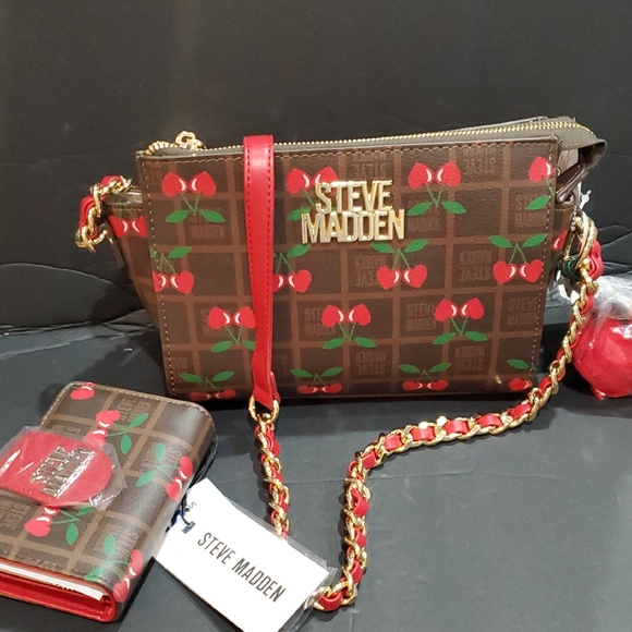 Steve Madden brown plaid checkered cherry print bryder crossbody bag and charm - Picture 11 of 13